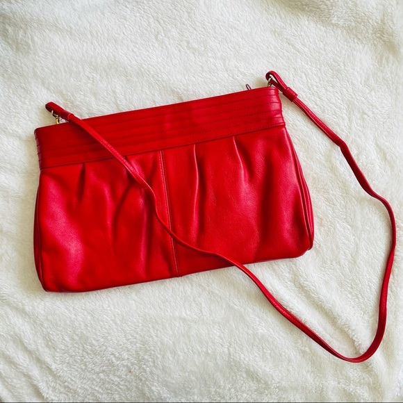 Vintage Handbags - Vintage Red Leather Crossbody Purse